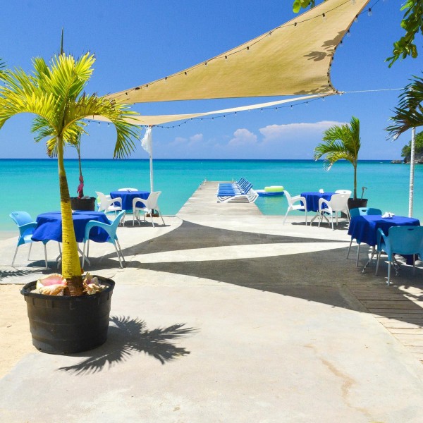 Kaz Kreol Beach Lodge